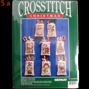 Vtg 1992 Bernat Cross Stitch Christmas Sacks 8 Kit 95-8830-00 Craft DIY Sealed